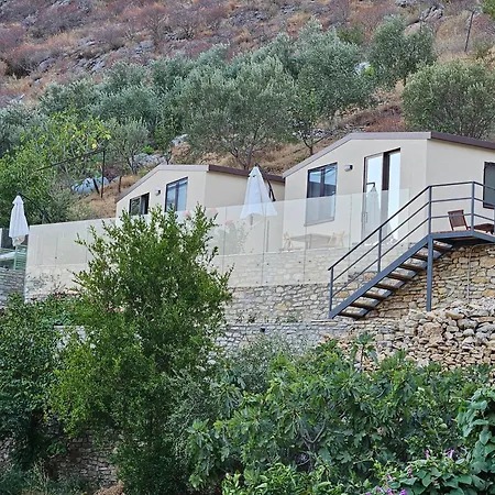 Aria's 2 Himare