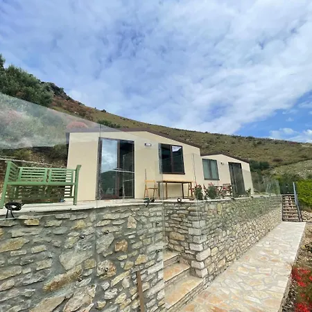 Dom wakacyjny Aria's 2 *